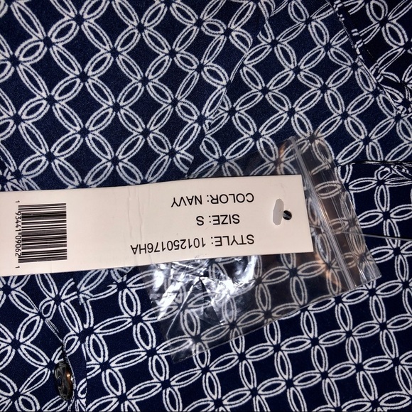 NWT- Counterparts Blouse  size Small - Picture 8 of 9